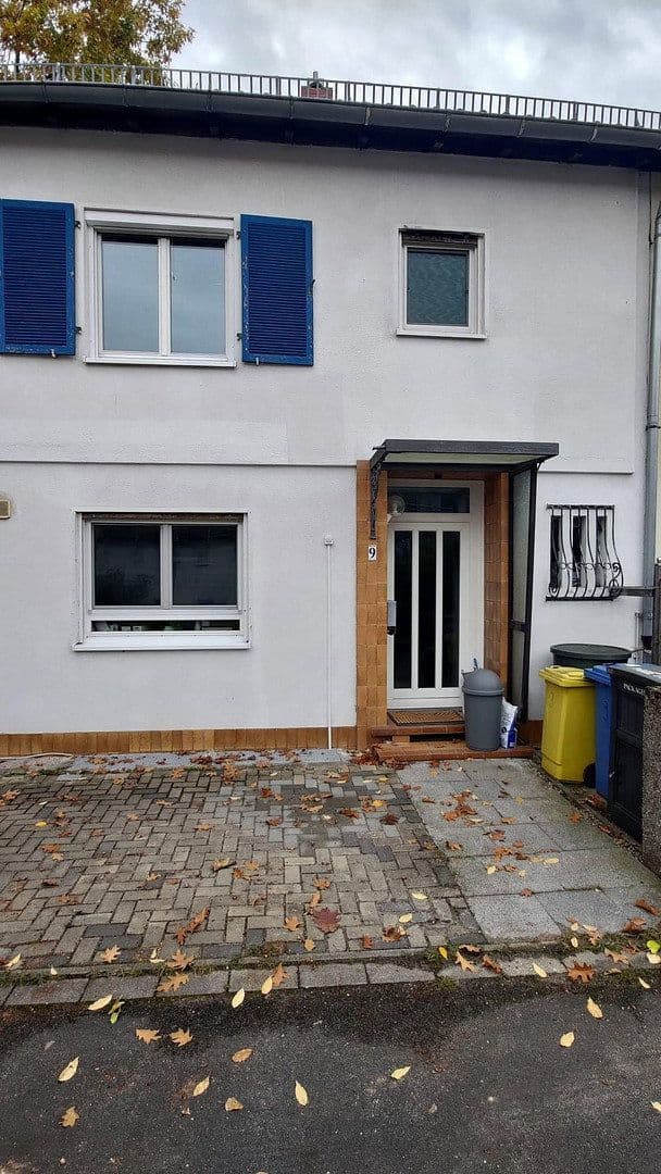 Predaj domu 110 m², pozemok 296 m², Kopernikusstr 9, Fürth, Bavorsko Predaj domu 110 m², pozemok 296 m², Kopernikusstr 9, Fürth, Bavorsko