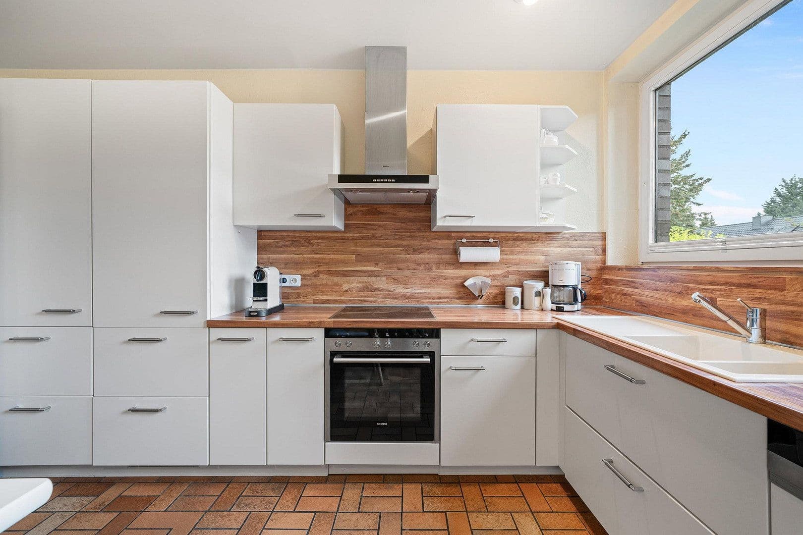 Predaj domu 266 m², pozemok 1.338 m², Blautannenweg 10, Wentorf bei Hamburg, Šlezvicko-Holštajnsko Predaj domu 266 m², pozemok 1.338 m², Blautannenweg 10, Wentorf bei Hamburg, Šlezvicko-Holštajnsko