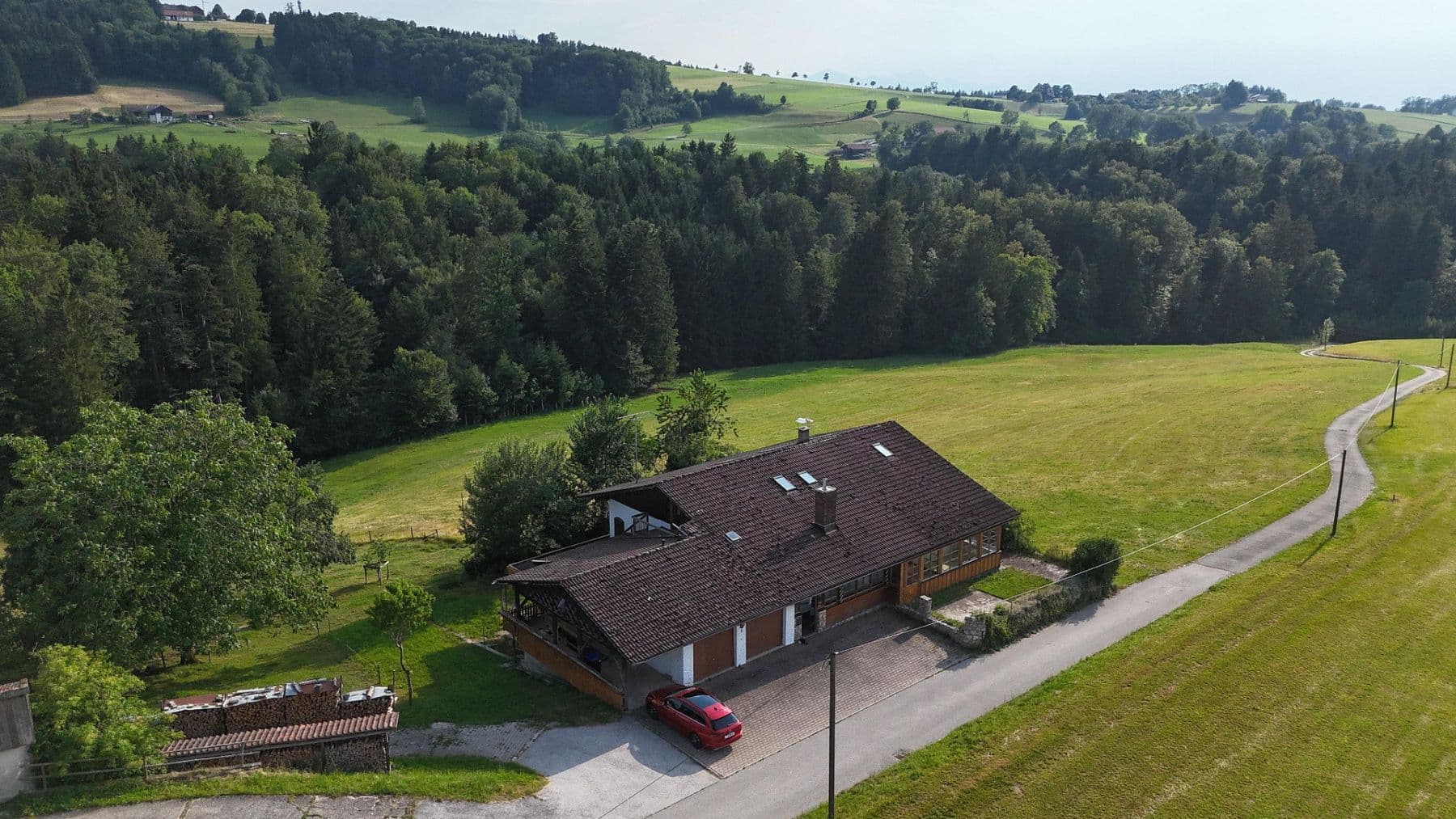 Predaj domu 376 m², pozemok 960 m², Traunstein, Bavorsko Predaj domu 376 m², pozemok 960 m², Traunstein, Bavorsko