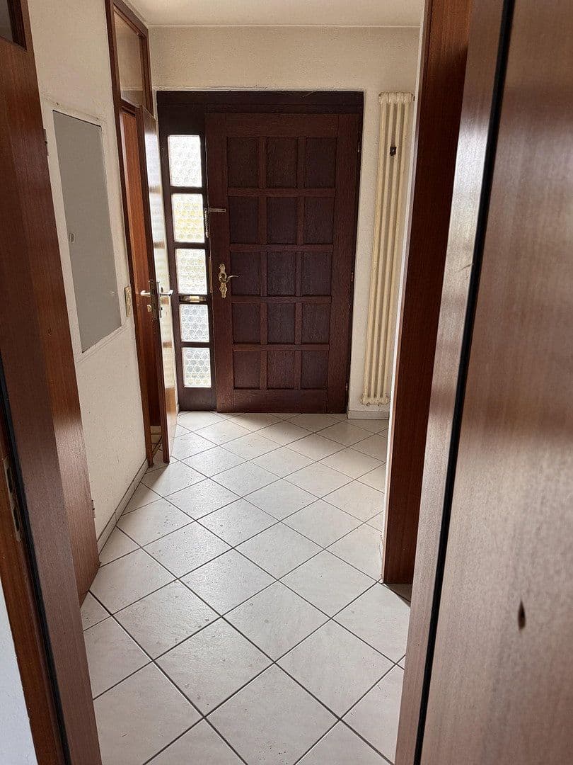 Predaj domu 150 m², pozemok 356 m², Riemenschneiderstr. 34, Estenfeld, Bavorsko Predaj domu 150 m², pozemok 356 m², Riemenschneiderstr. 34, Estenfeld, Bavorsko