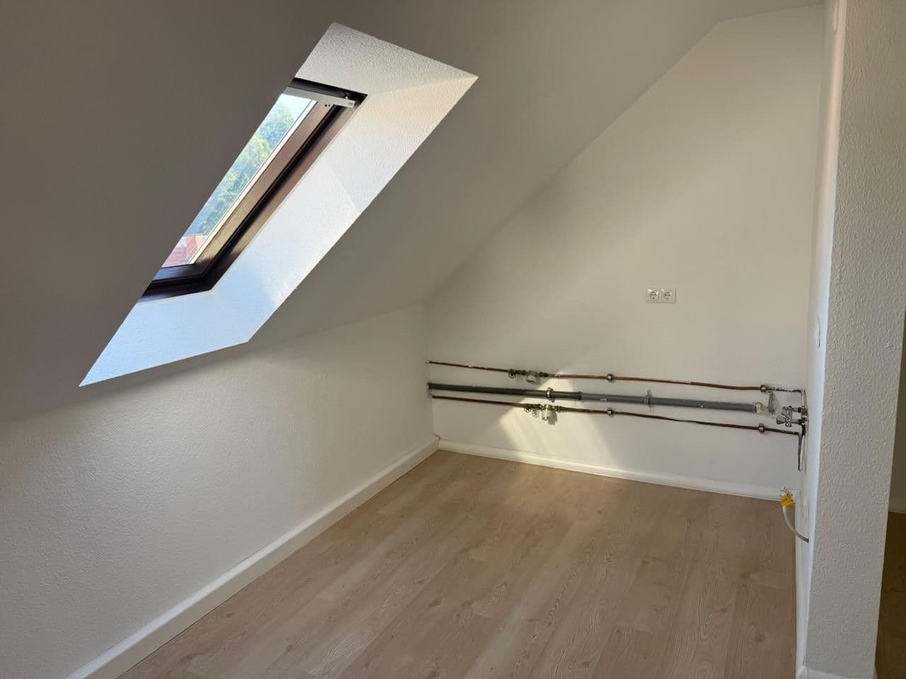 Prenájom bytu 2-izbový 56 m², Gottfried-Keller-Straße 1, Zwickau, Sasko Prenájom bytu 2-izbový 56 m², Gottfried-Keller-Straße 1, Zwickau, Sasko