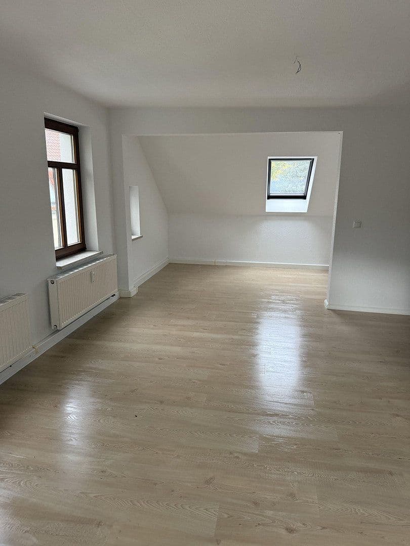 Prenájom bytu 2-izbový 56 m², Gottfried-Keller-Straße 1, Zwickau, Sasko Prenájom bytu 2-izbový 56 m², Gottfried-Keller-Straße 1, Zwickau, Sasko