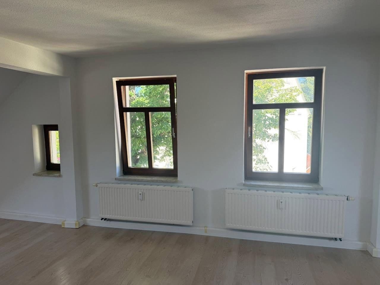 Prenájom bytu 2-izbový 56 m², Gottfried-Keller-Straße 1, Zwickau, Sasko Prenájom bytu 2-izbový 56 m², Gottfried-Keller-Straße 1, Zwickau, Sasko