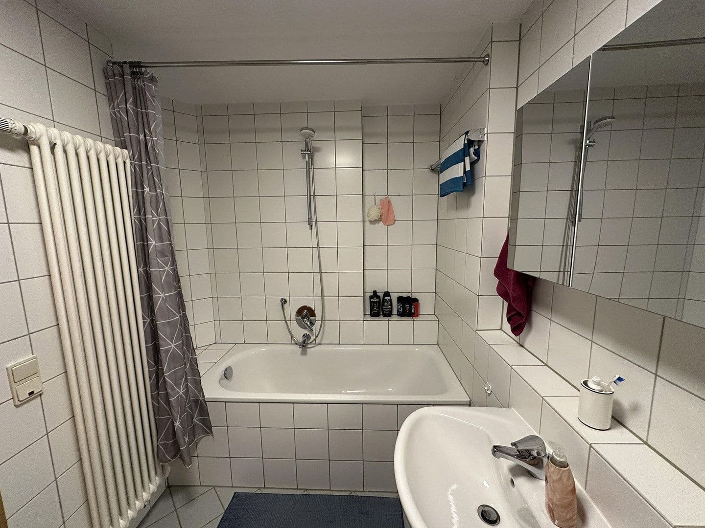 Prenájom bytu 2-izbový 58 m², Römerstraße 78b, Koblenz, Porýnie-Falcko Prenájom bytu 2-izbový 58 m², Römerstraße 78b, Koblenz, Porýnie-Falcko