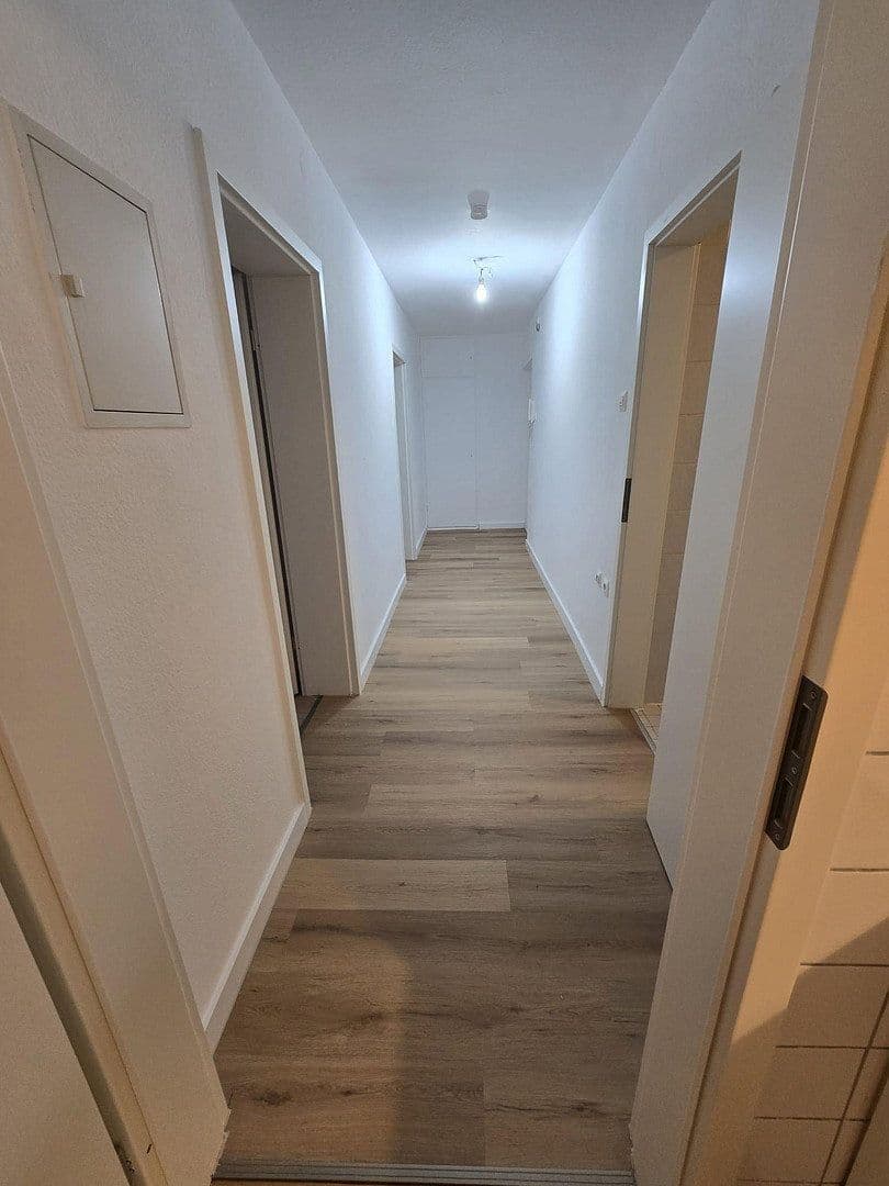 Prenájom bytu 2-izbový 58 m², Friedenstr. 27, Karlsruhe, Bádensko-Wurttembersko Prenájom bytu 2-izbový 58 m², Friedenstr. 27, Karlsruhe, Bádensko-Wurttembersko