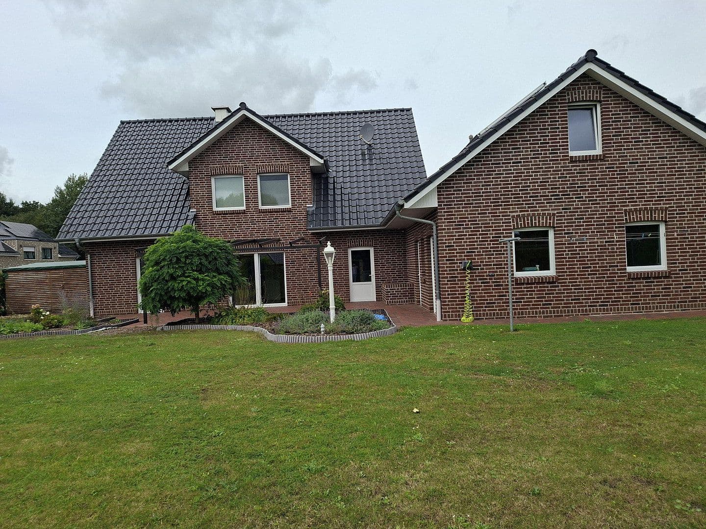 Predaj domu 188 m², pozemok 1.000 m², Esterwegen, Dolné Sasko Predaj domu 188 m², pozemok 1.000 m², Esterwegen, Dolné Sasko
