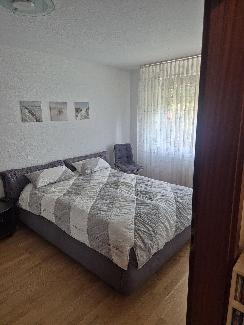 Prenájom bytu 2-izbový 58 m², Sindelfingen, Bádensko-Wurttembersko Prenájom bytu 2-izbový 58 m², Sindelfingen, Bádensko-Wurttembersko