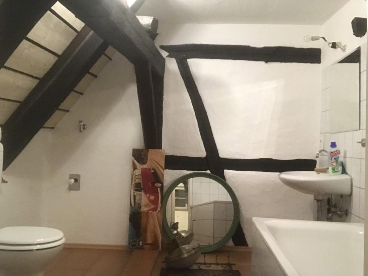 Prenájom bytu 3-izbový 75 m², Waldenbucher Straße, Aichtal, Bádensko-Wurttembersko Prenájom bytu 3-izbový 75 m², Waldenbucher Straße, Aichtal, Bádensko-Wurttembersko