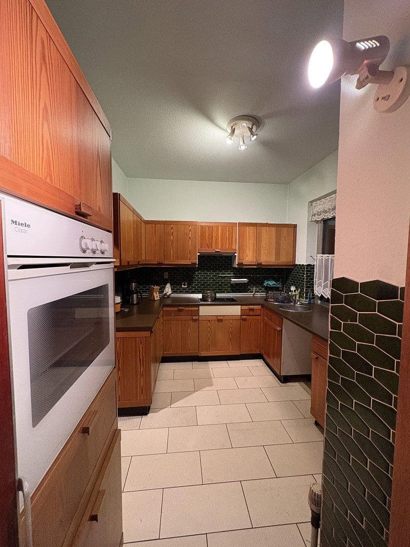 Predaj domu 160 m², pozemok 1.049 m², Neumünster, Šlezvicko-Holštajnsko Predaj domu 160 m², pozemok 1.049 m², Neumünster, Šlezvicko-Holštajnsko
