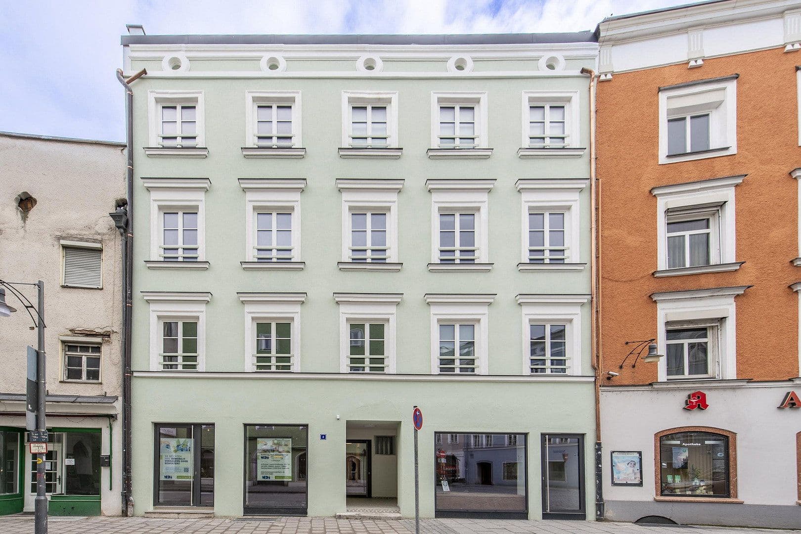 Prenájom bytu 4-izbový 159 m², Kaiserstraße 2, Rosenheim, Bavorsko Prenájom bytu 4-izbový 159 m², Kaiserstraße 2, Rosenheim, Bavorsko