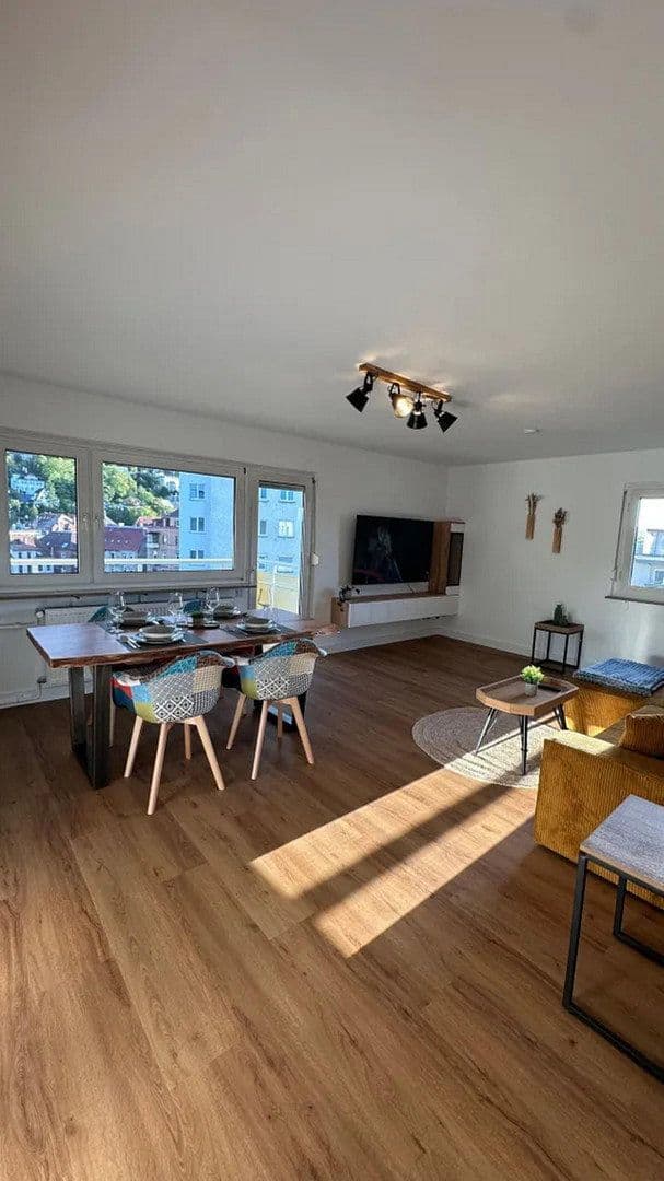Prenájom bytu 2-izbový 43 m², Stuttgart, Bádensko-Wurttembersko Prenájom bytu 2-izbový 43 m², Stuttgart, Bádensko-Wurttembersko