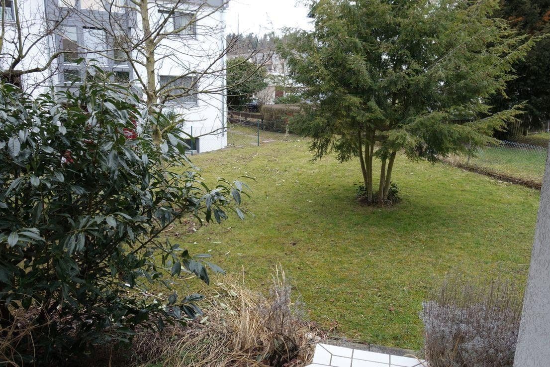 Prenájom bytu 5-izbový 120 m², Sindelfingen, Bádensko-Wurttembersko Prenájom bytu 5-izbový 120 m², Sindelfingen, Bádensko-Wurttembersko