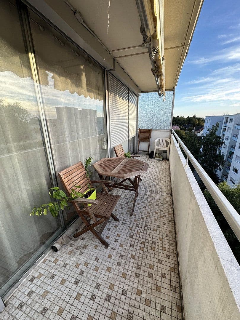 Prenájom bytu 3-izbový 83 m², Buchenhöhe 3, Kerpen, Severné Porýnie - Westfálsko Prenájom bytu 3-izbový 83 m², Buchenhöhe 3, Kerpen, Severné Porýnie - Westfálsko