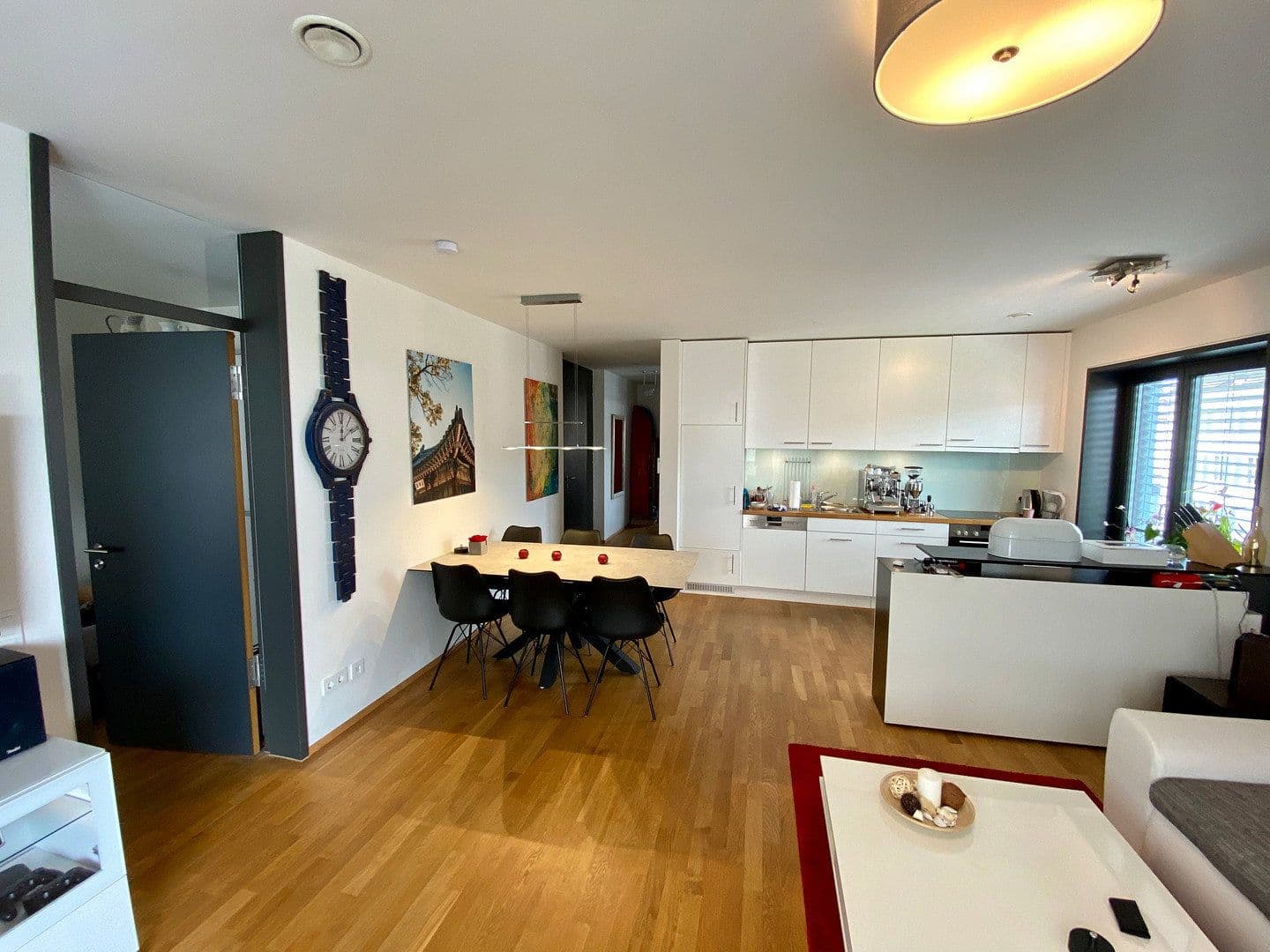 Prenájom bytu 3-izbový 78 m², Lörrach, Bádensko-Wurttembersko Prenájom bytu 3-izbový 78 m², Lörrach, Bádensko-Wurttembersko