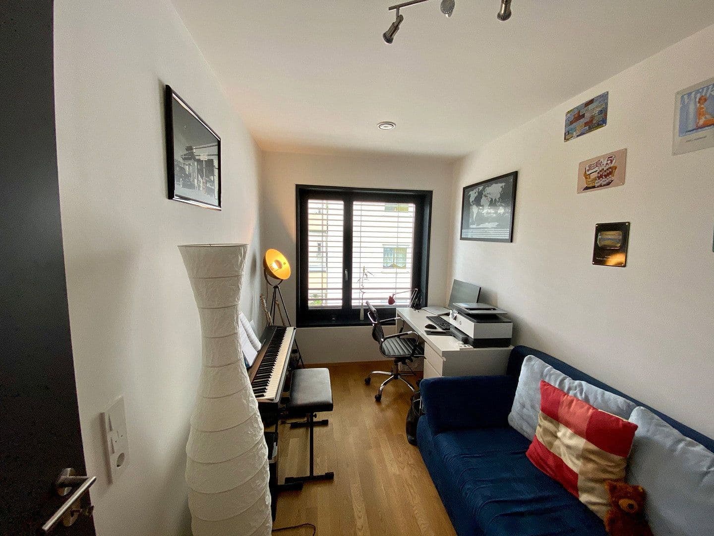 Prenájom bytu 3-izbový 78 m², Lörrach, Bádensko-Wurttembersko Prenájom bytu 3-izbový 78 m², Lörrach, Bádensko-Wurttembersko