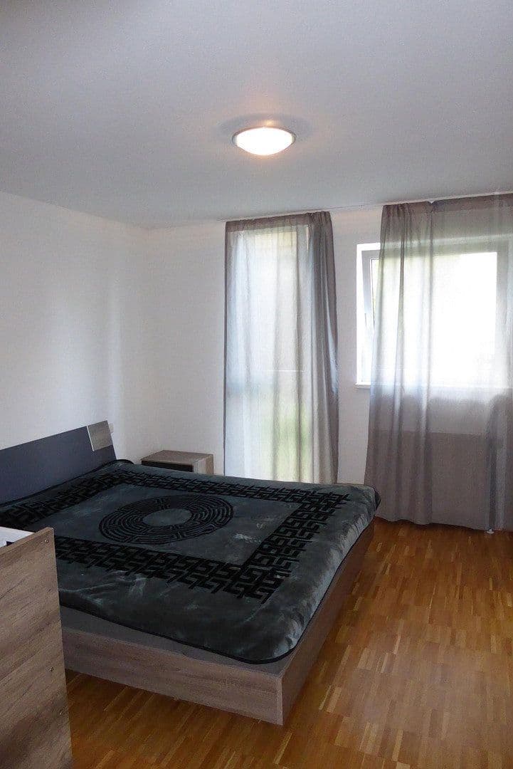 Prenájom bytu 3-izbový 82 m², Finkenstr., Pforzheim, Bádensko-Wurttembersko Prenájom bytu 3-izbový 82 m², Finkenstr., Pforzheim, Bádensko-Wurttembersko