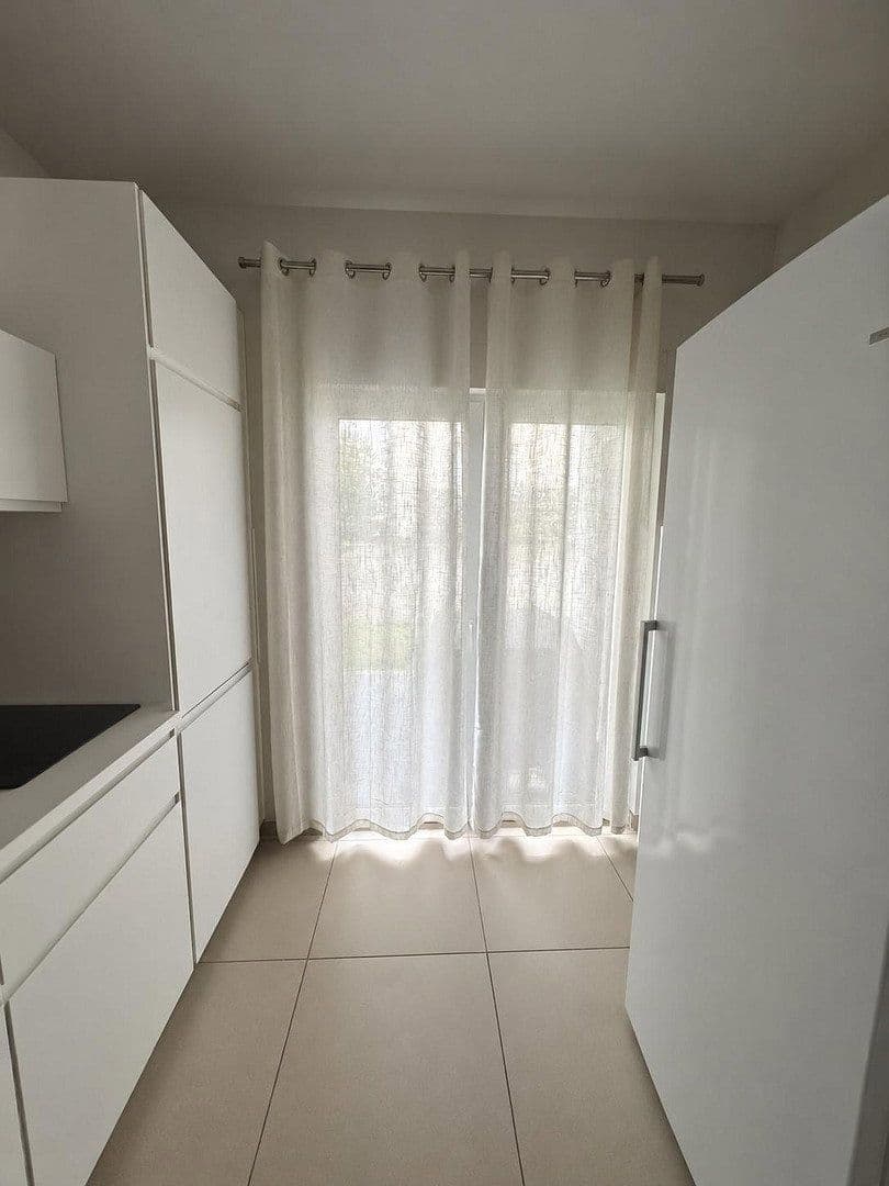 Prenájom bytu 2-izbový 64 m², Oberursel (Taunus), Hesensko Prenájom bytu 2-izbový 64 m², Oberursel (Taunus), Hesensko