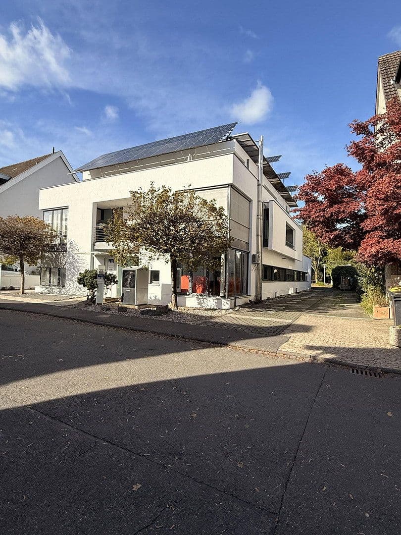 Prenájom kancelárie 613 m², Schülzchenstr.8-10, Bad Neuenahr-Ahrweiler, Porýnie-Falcko Prenájom kancelárie 613 m², Schülzchenstr.8-10, Bad Neuenahr-Ahrweiler, Porýnie-Falcko