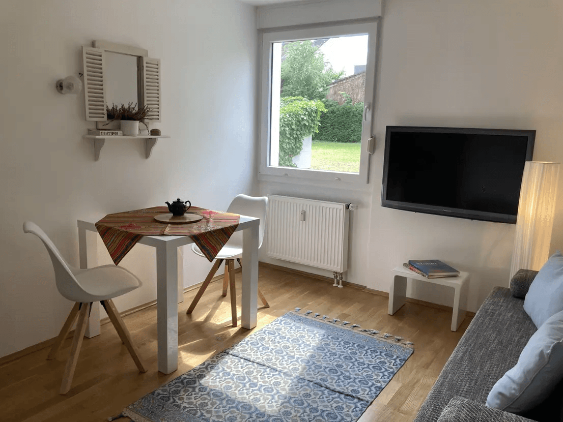 Prenájom bytu 1-izbový 20 m², Bonn, Severné Porýnie - Westfálsko Prenájom bytu 1-izbový 20 m², Bonn, Severné Porýnie - Westfálsko