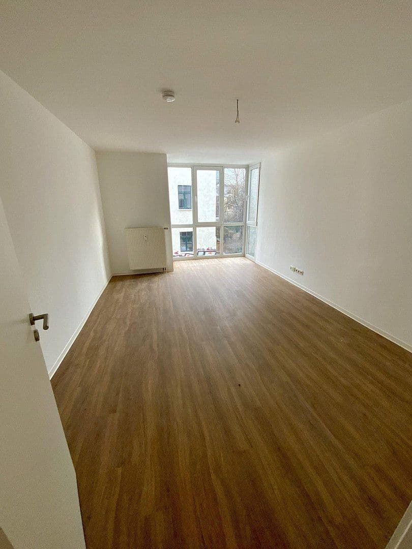 Prenájom bytu 4-izbový 137 m², Demmeringstr. 9, Leipzig, Sasko Prenájom bytu 4-izbový 137 m², Demmeringstr. 9, Leipzig, Sasko