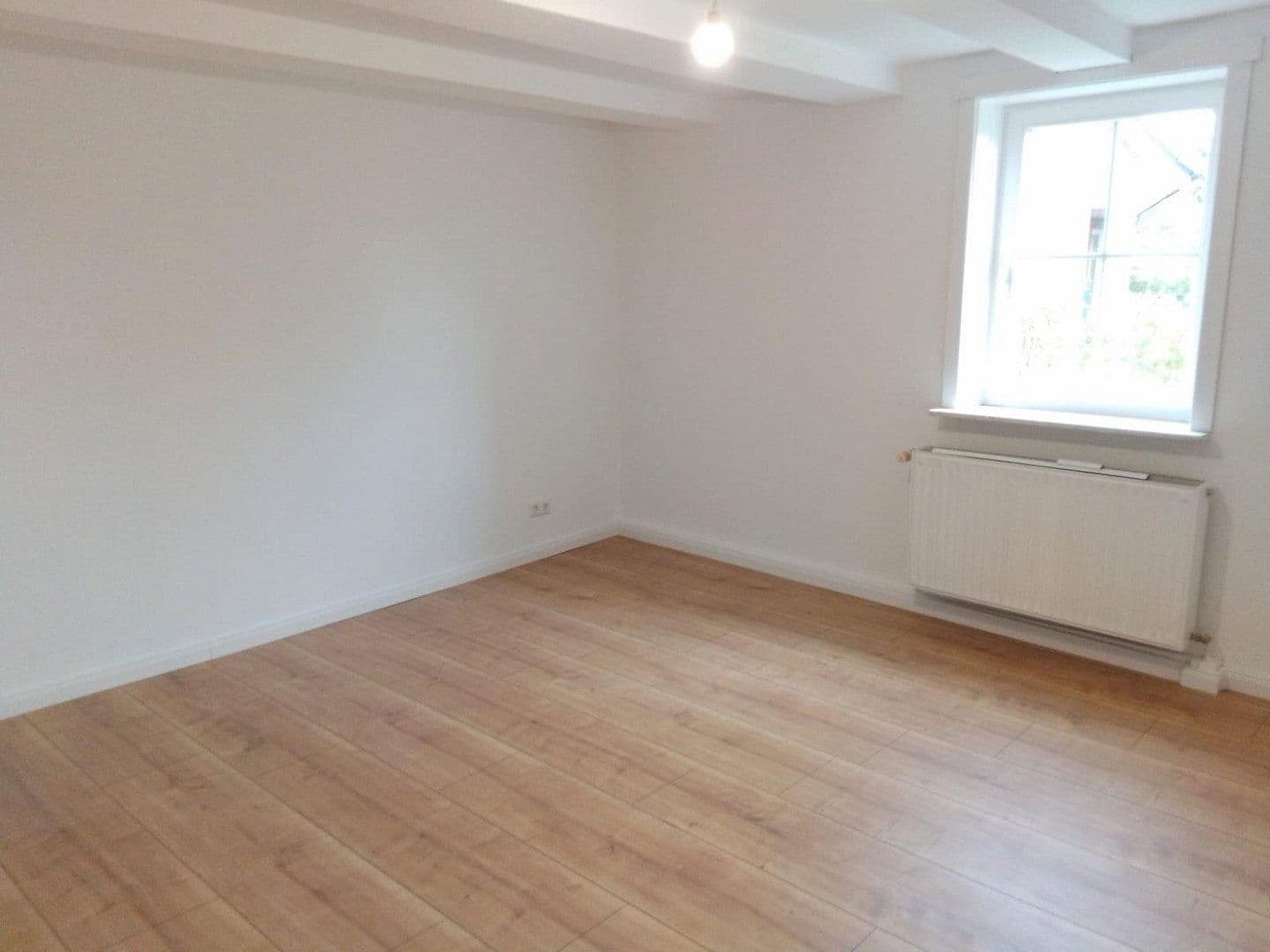 Prenájom bytu 4-izbový 110 m², Stemwede, Severné Porýnie - Westfálsko Prenájom bytu 4-izbový 110 m², Stemwede, Severné Porýnie - Westfálsko
