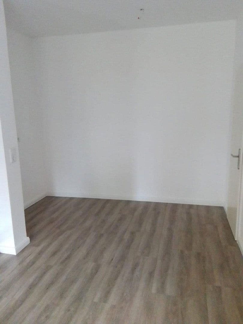 Prenájom bytu 4-izbový 110 m², Stemwede, Severné Porýnie - Westfálsko Prenájom bytu 4-izbový 110 m², Stemwede, Severné Porýnie - Westfálsko