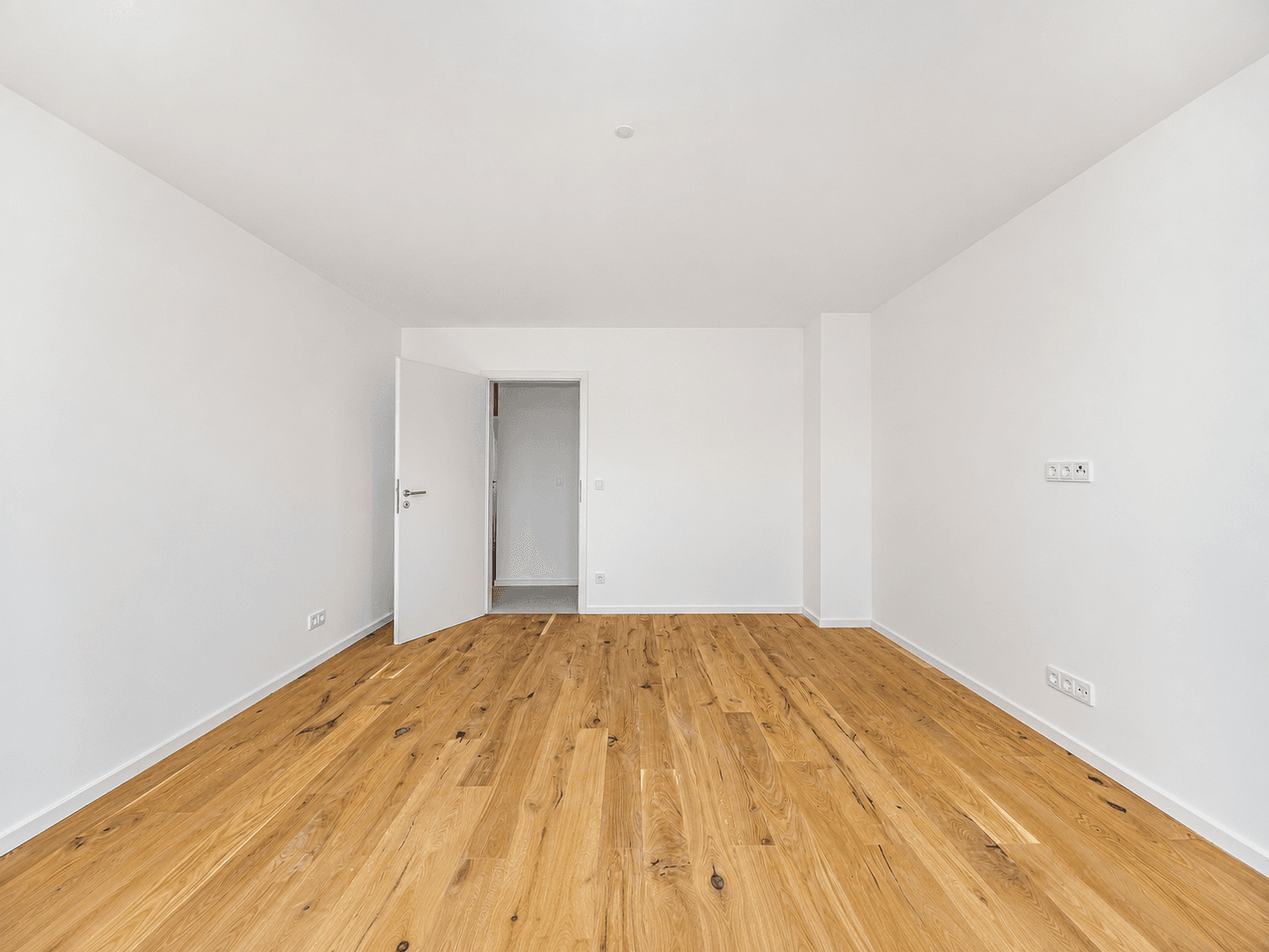 Predaj bytu 3-izbový 75 m², Silvanastraße 7, München, Bavorsko Predaj bytu 3-izbový 75 m², Silvanastraße 7, München, Bavorsko