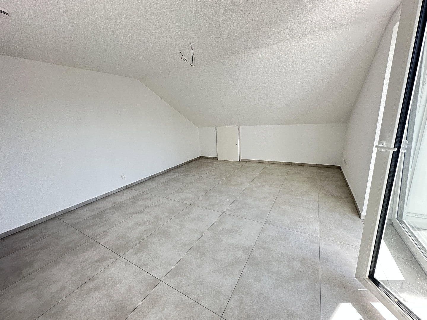 Prenájom bytu 2-izbový 54 m², Arenbergstr. 11, Brigachtal, Bádensko-Wurttembersko Prenájom bytu 2-izbový 54 m², Arenbergstr. 11, Brigachtal, Bádensko-Wurttembersko