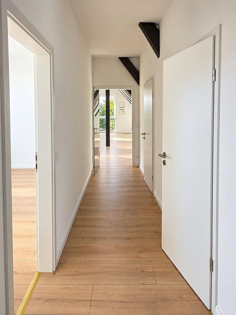 Prenájom bytu 4-izbový 135 m², Stemwede, Severné Porýnie - Westfálsko Prenájom bytu 4-izbový 135 m², Stemwede, Severné Porýnie - Westfálsko