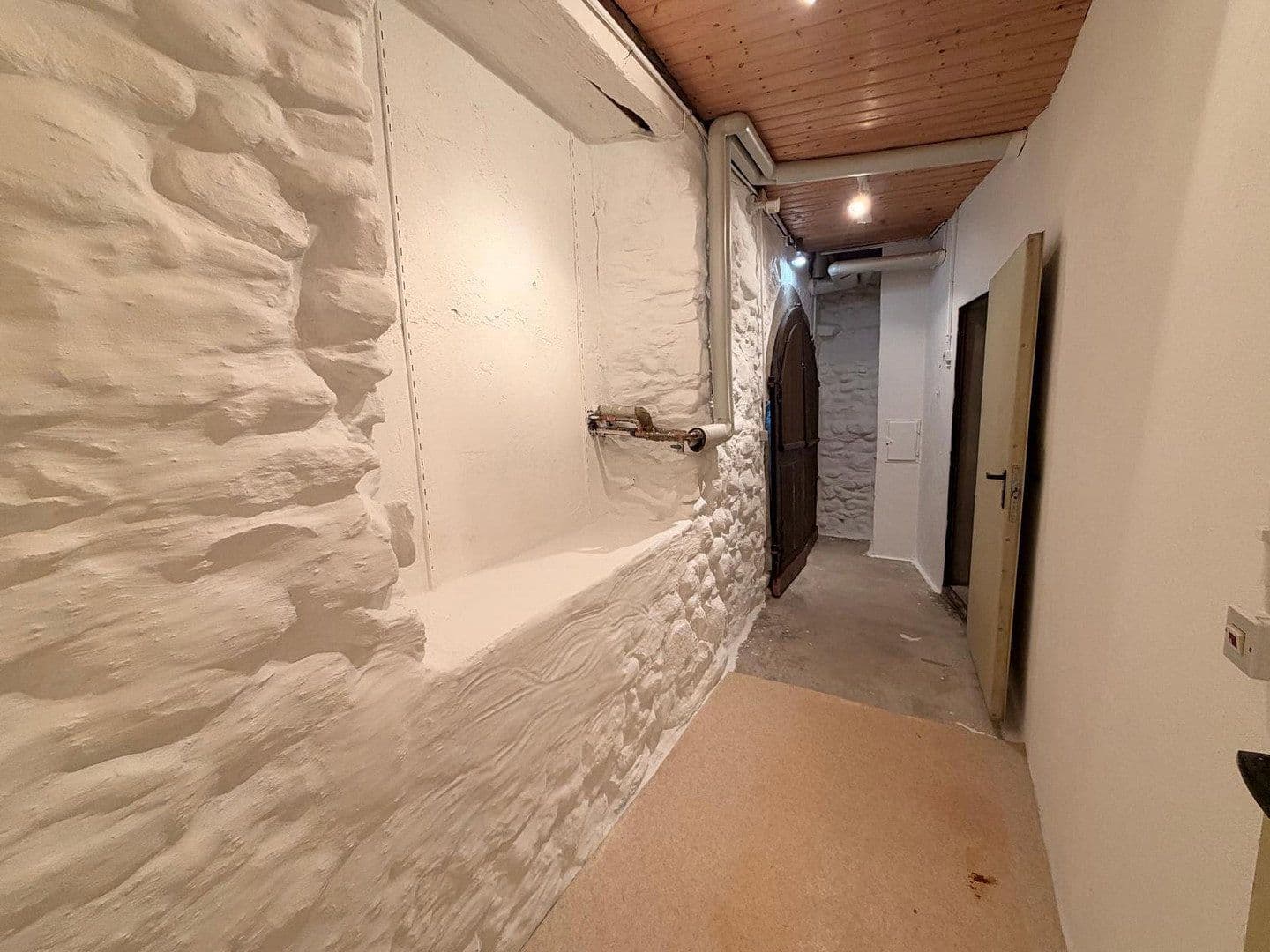 Prenájom kancelárie 61 m², Winzergasse 22, Meersburg, Bádensko-Wurttembersko Prenájom kancelárie 61 m², Winzergasse 22, Meersburg, Bádensko-Wurttembersko