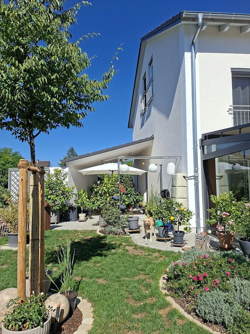 Predaj domu 143 m², pozemok 475 m², Augsburger Strasse 16e, Mertingen, Bavorsko Predaj domu 143 m², pozemok 475 m², Augsburger Strasse 16e, Mertingen, Bavorsko