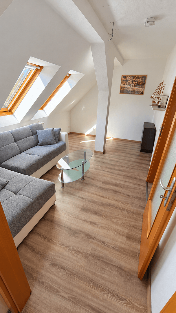 Prenájom bytu 2-izbový 35 m², Pestalozzistraße 7, Oberlungwitz, Sasko Prenájom bytu 2-izbový 35 m², Pestalozzistraße 7, Oberlungwitz, Sasko