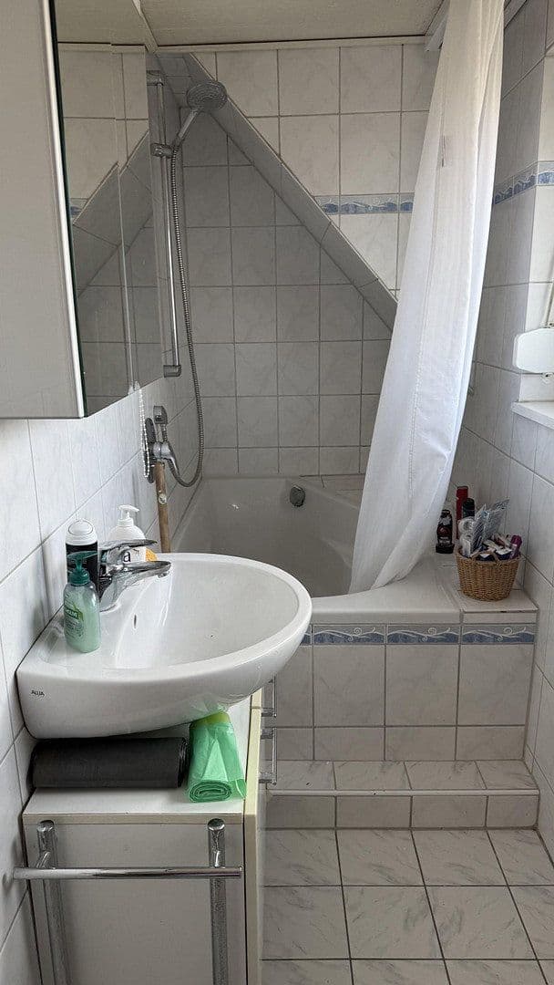 Predaj domu 100 m², pozemok 777 m², Karlsruhe, Bádensko-Wurttembersko Predaj domu 100 m², pozemok 777 m², Karlsruhe, Bádensko-Wurttembersko