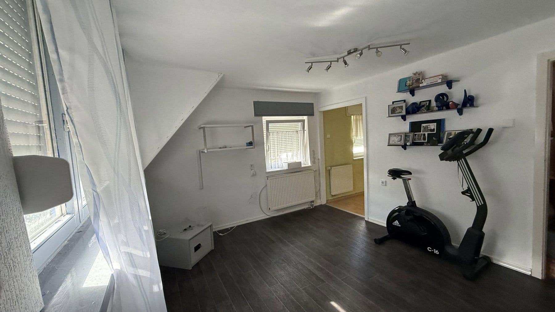 Predaj domu 100 m², pozemok 777 m², Karlsruhe, Bádensko-Wurttembersko Predaj domu 100 m², pozemok 777 m², Karlsruhe, Bádensko-Wurttembersko