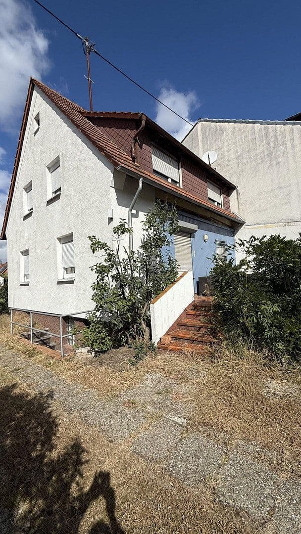 Predaj domu 100 m², pozemok 777 m², Karlsruhe, Bádensko-Wurttembersko Predaj domu 100 m², pozemok 777 m², Karlsruhe, Bádensko-Wurttembersko
