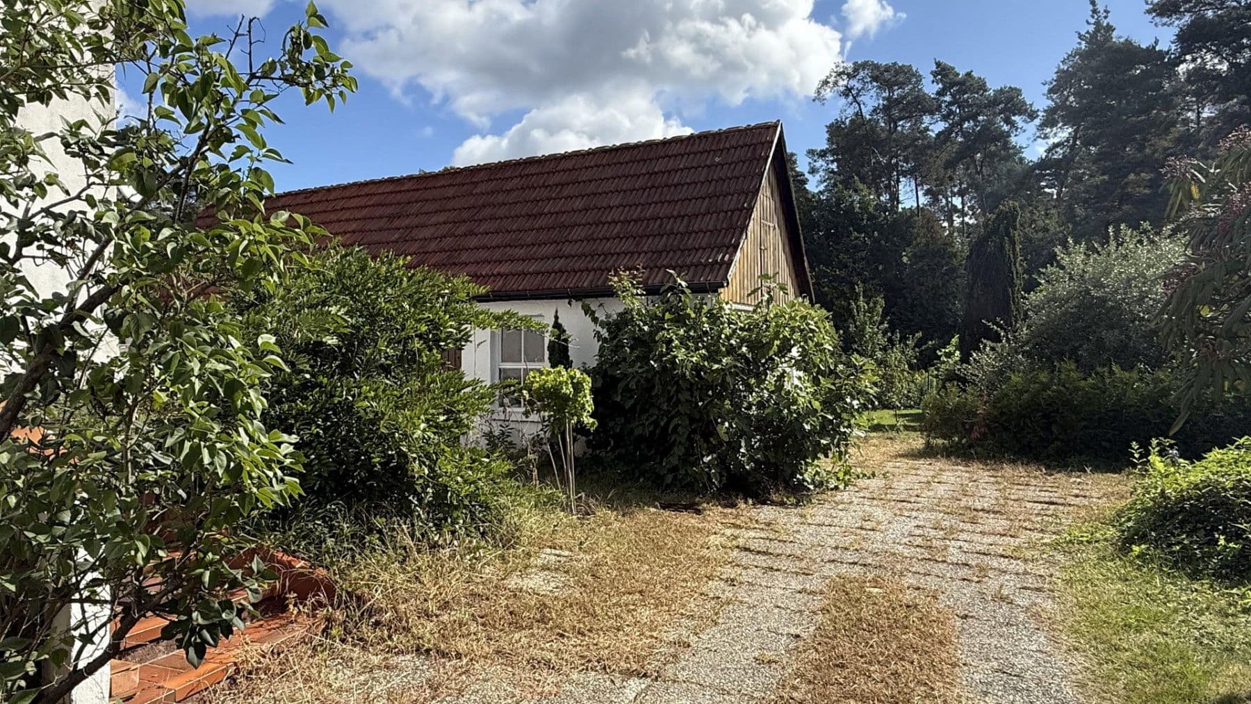 Predaj domu 100 m², pozemok 777 m², Karlsruhe, Bádensko-Wurttembersko Predaj domu 100 m², pozemok 777 m², Karlsruhe, Bádensko-Wurttembersko