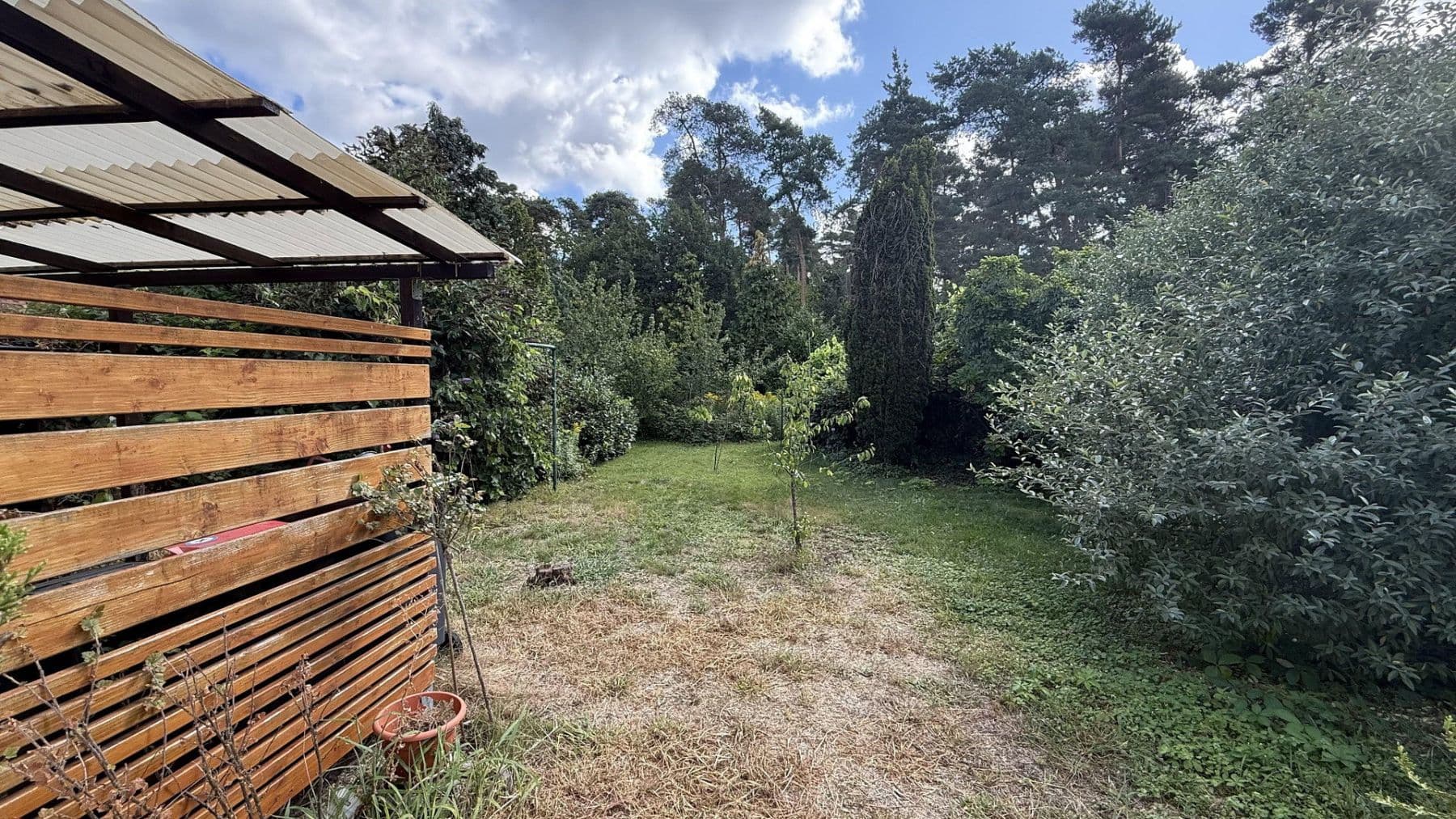 Predaj domu 100 m², pozemok 777 m², Karlsruhe, Bádensko-Wurttembersko Predaj domu 100 m², pozemok 777 m², Karlsruhe, Bádensko-Wurttembersko