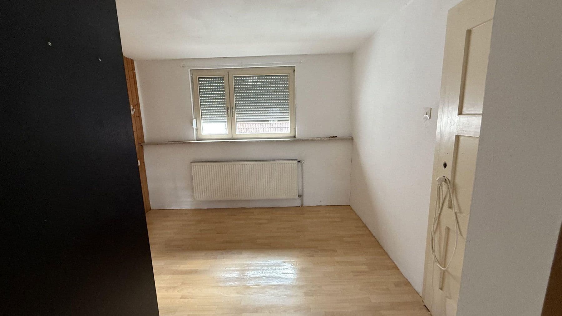 Predaj domu 100 m², pozemok 777 m², Karlsruhe, Bádensko-Wurttembersko Predaj domu 100 m², pozemok 777 m², Karlsruhe, Bádensko-Wurttembersko