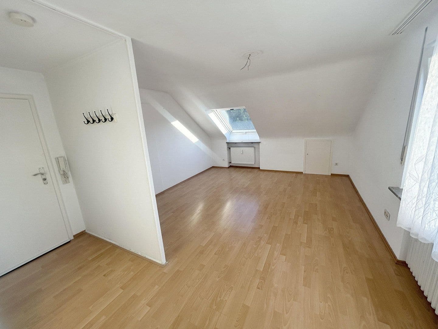 Prenájom bytu 1-izbový 33 m², Ludwigsburg, Bádensko-Wurttembersko Prenájom bytu 1-izbový 33 m², Ludwigsburg, Bádensko-Wurttembersko