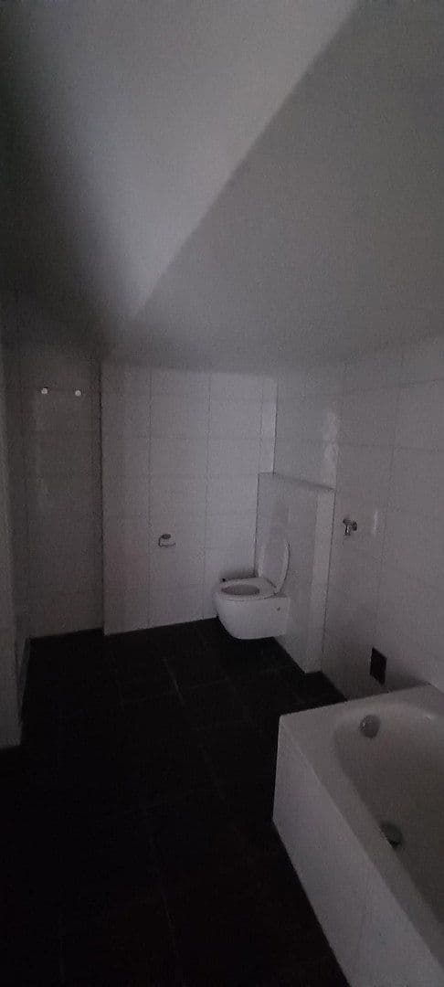 Prenájom bytu 2-izbový 67 m², Landshut, Bavorsko Prenájom bytu 2-izbový 67 m², Landshut, Bavorsko
