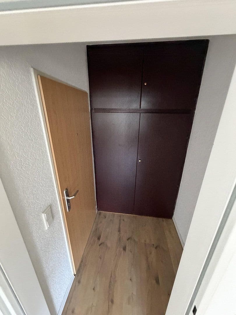 Prenájom bytu 3-izbový 76 m², Lerchenweg 49, Duisburg, Severné Porýnie - Westfálsko Prenájom bytu 3-izbový 76 m², Lerchenweg 49, Duisburg, Severné Porýnie - Westfálsko