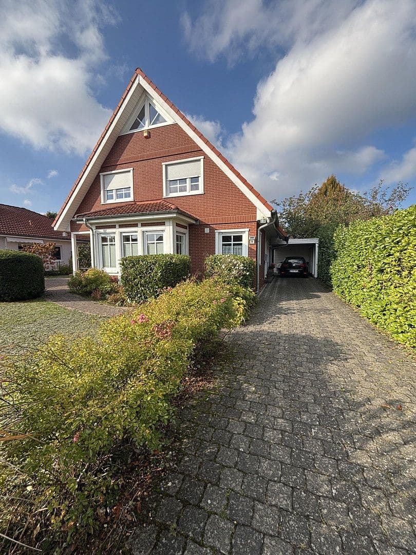 Predaj domu 133 m², pozemok 483 m², Wennigsen (Deister), Dolné Sasko Predaj domu 133 m², pozemok 483 m², Wennigsen (Deister), Dolné Sasko