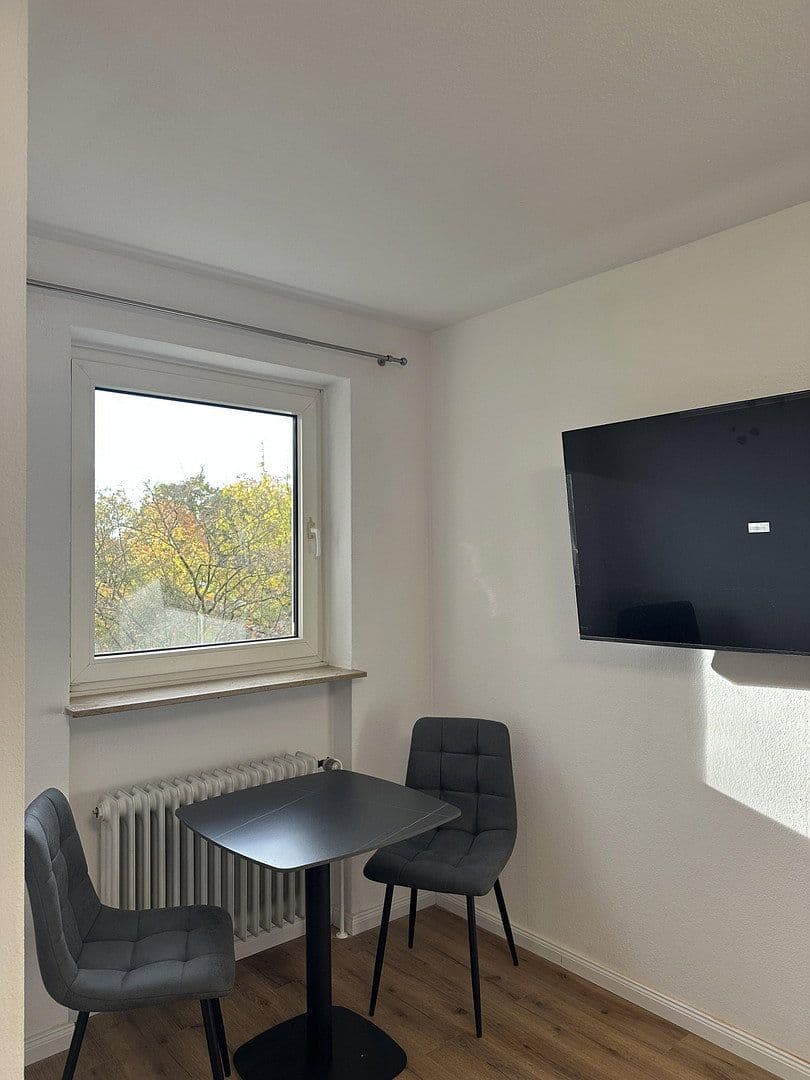 Prenájom bytu 1-izbový 26 m², Fürth, Bavorsko Prenájom bytu 1-izbový 26 m², Fürth, Bavorsko