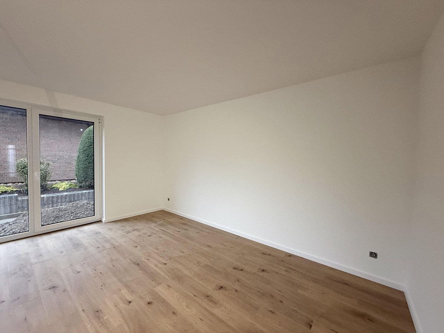Prenájom domu 122 m², pozemok 500 m², Moorbekstraße 28, Norderstedt, Šlezvicko-Holštajnsko Prenájom domu 122 m², pozemok 500 m², Moorbekstraße 28, Norderstedt, Šlezvicko-Holštajnsko
