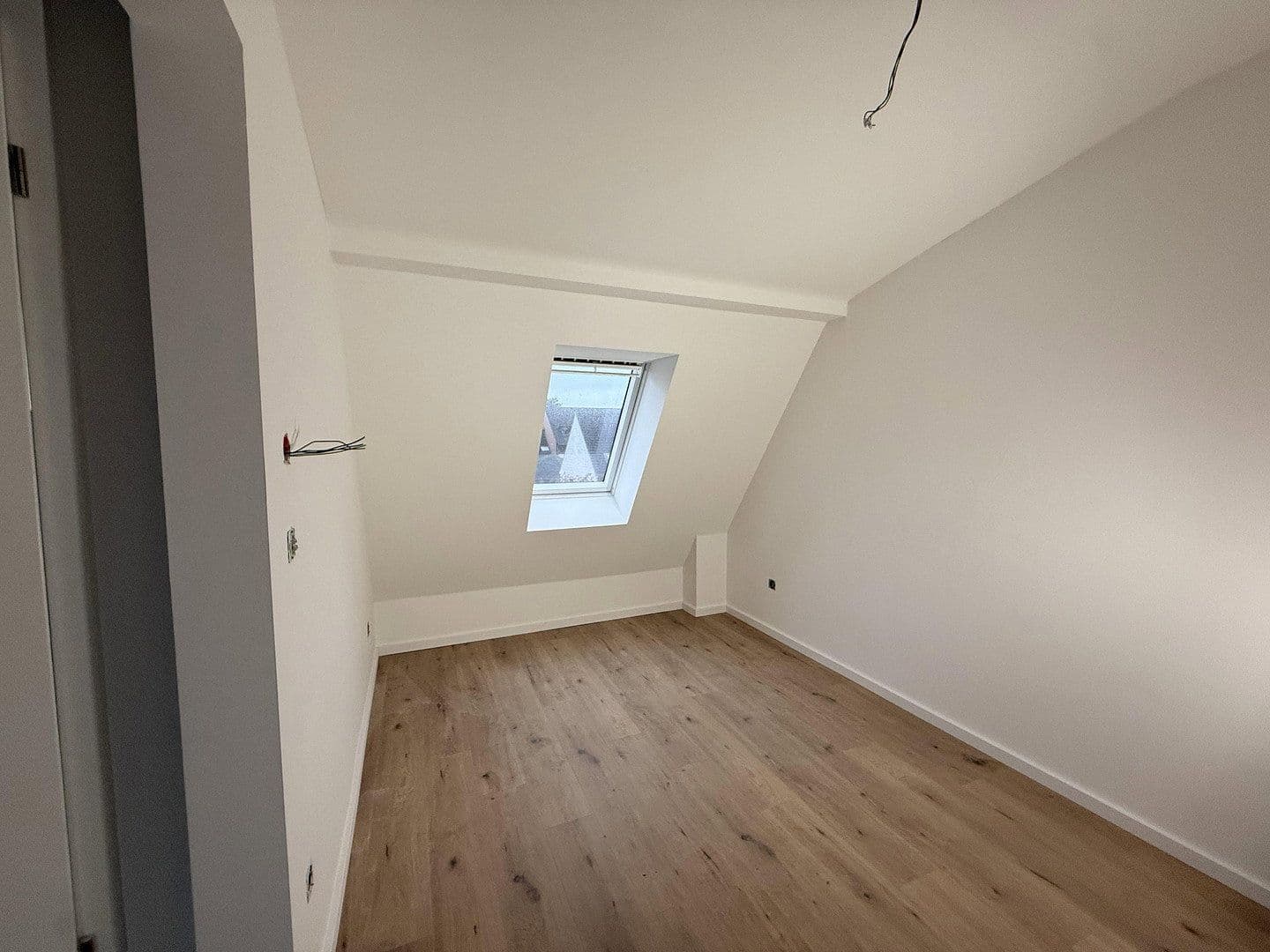 Prenájom domu 122 m², pozemok 500 m², Moorbekstraße 28, Norderstedt, Šlezvicko-Holštajnsko Prenájom domu 122 m², pozemok 500 m², Moorbekstraße 28, Norderstedt, Šlezvicko-Holštajnsko