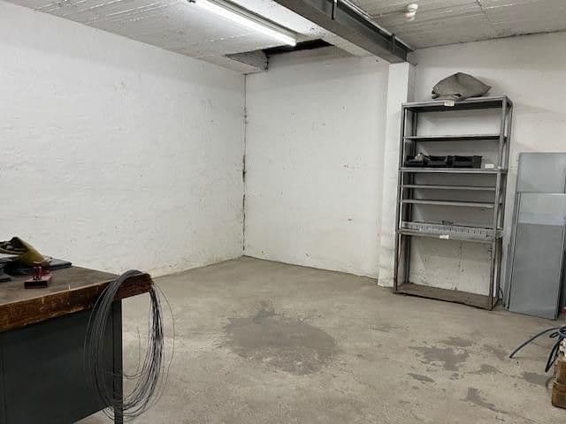 Prenájom nebytového priestoru 110 m², Bielefeld, Severné Porýnie - Westfálsko Prenájom nebytového priestoru 110 m², Bielefeld, Severné Porýnie - Westfálsko