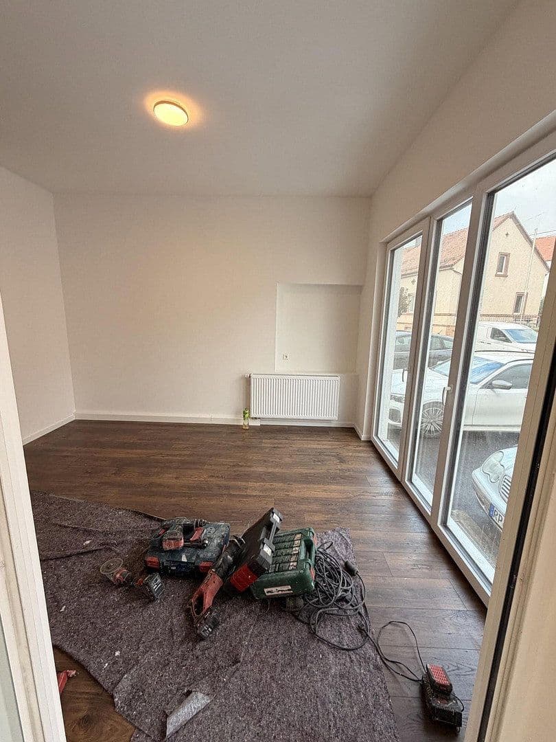 Prenájom bytu 3-izbový 65 m², Weinstraße 43, Ranschbach, Porýnie-Falcko Prenájom bytu 3-izbový 65 m², Weinstraße 43, Ranschbach, Porýnie-Falcko