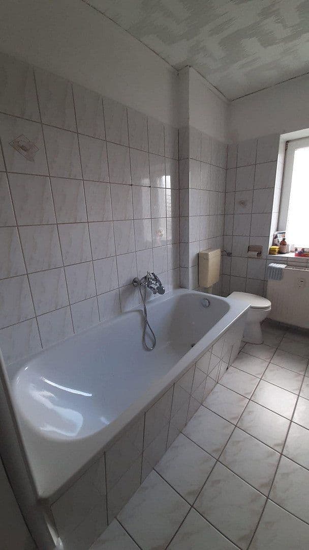 Prenájom bytu 2-izbový 59 m², Parkstr. 5, Zeitz, Sasko-Anhaltsko Prenájom bytu 2-izbový 59 m², Parkstr. 5, Zeitz, Sasko-Anhaltsko