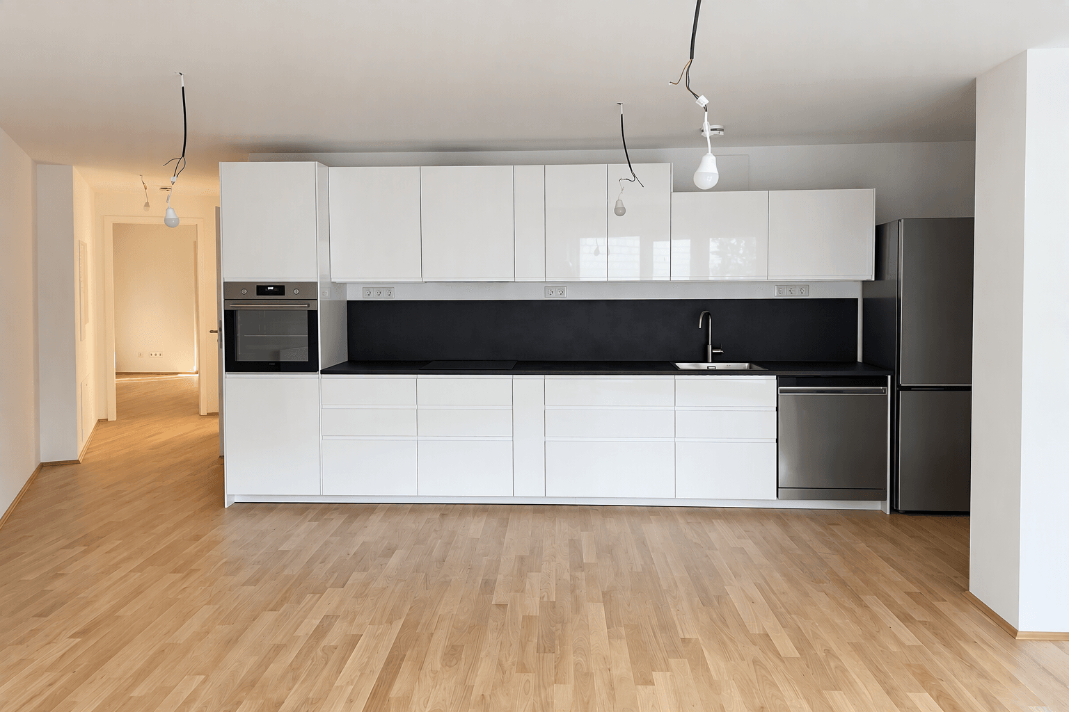 Prenájom bytu 3-izbový 83 m², Fleherstr 23, Düsseldorf, Severné Porýnie - Westfálsko Prenájom bytu 3-izbový 83 m², Fleherstr 23, Düsseldorf, Severné Porýnie - Westfálsko