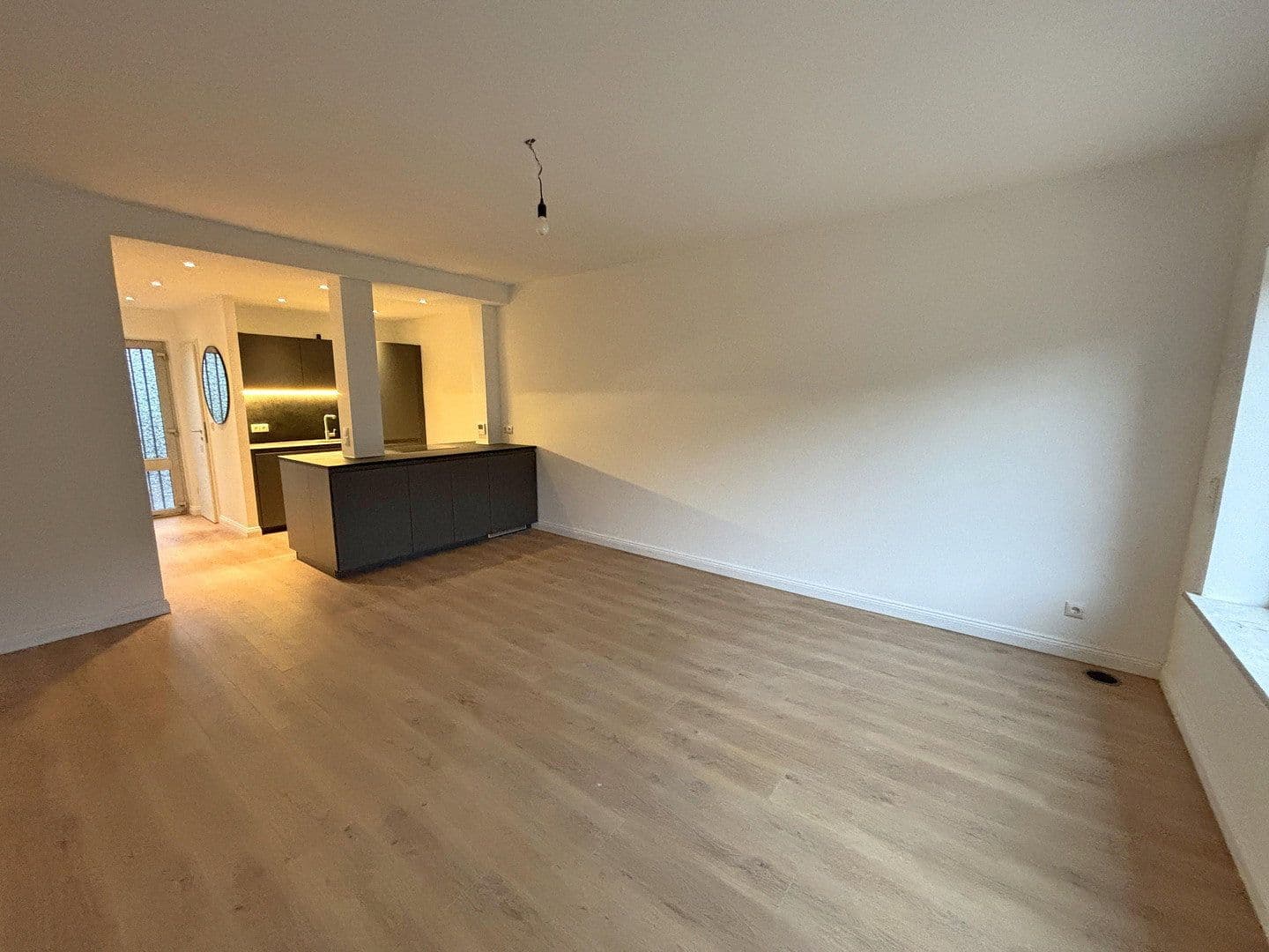 Predaj domu 75 m², pozemok 102 m², Hamburg, Hamburg Predaj domu 75 m², pozemok 102 m², Hamburg, Hamburg